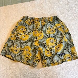 Patagonia Sunflower Shorts Vintage Size S EUC